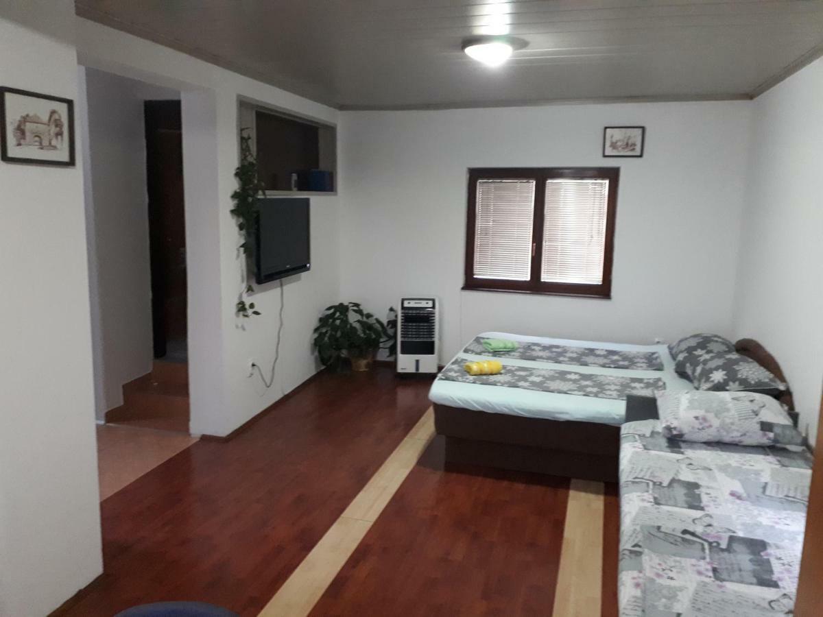 Centar Appartement Sarajevo Buitenkant foto