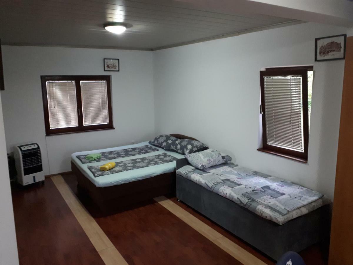 Centar Appartement Sarajevo Buitenkant foto